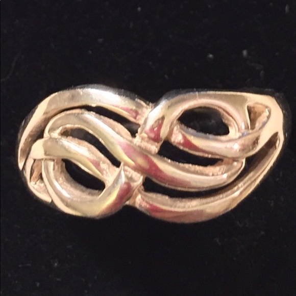 Vintage Jewelry - 925 SterlingSilver Ring Infinity Design sz 11.9